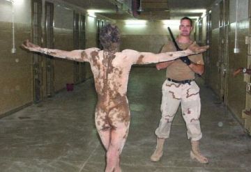 Selfie USA z Abu Ghraib 